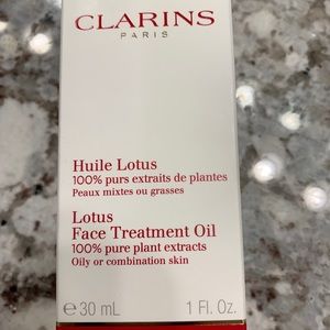 Clarins face treatment oil